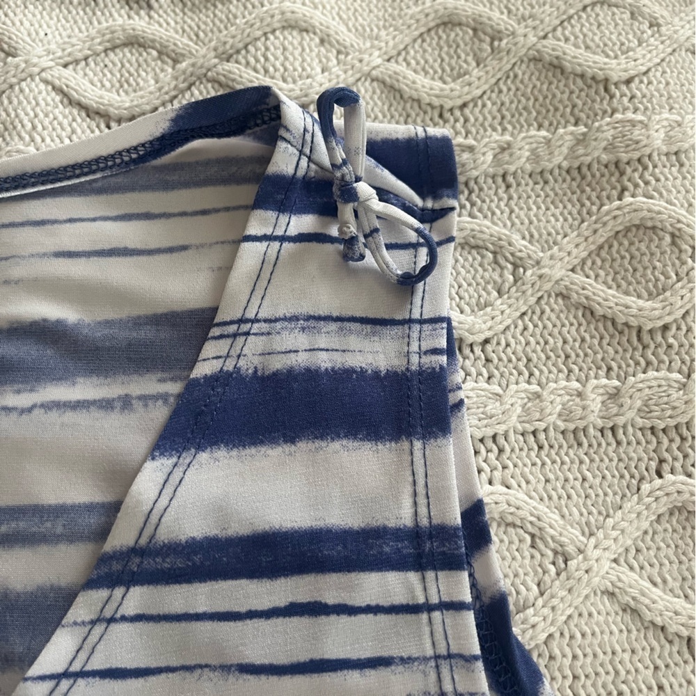Susan Lawrence Striped Blue and White Women's Top size Large - Picture 11 of 13